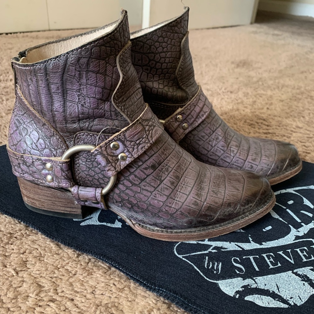 Freebird Booties Santiago Purple